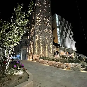 Hotel Hotel Qeparo, Qeparo